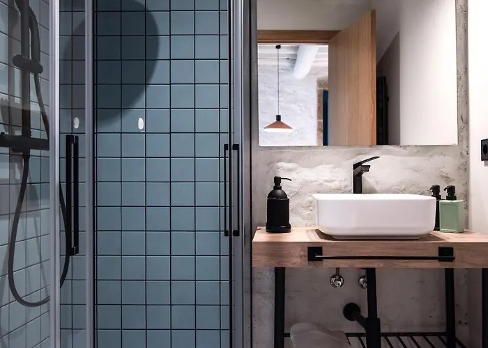 Houmi Orzan Apartment *